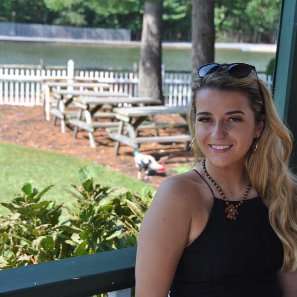 Meet your Posher, Amanda